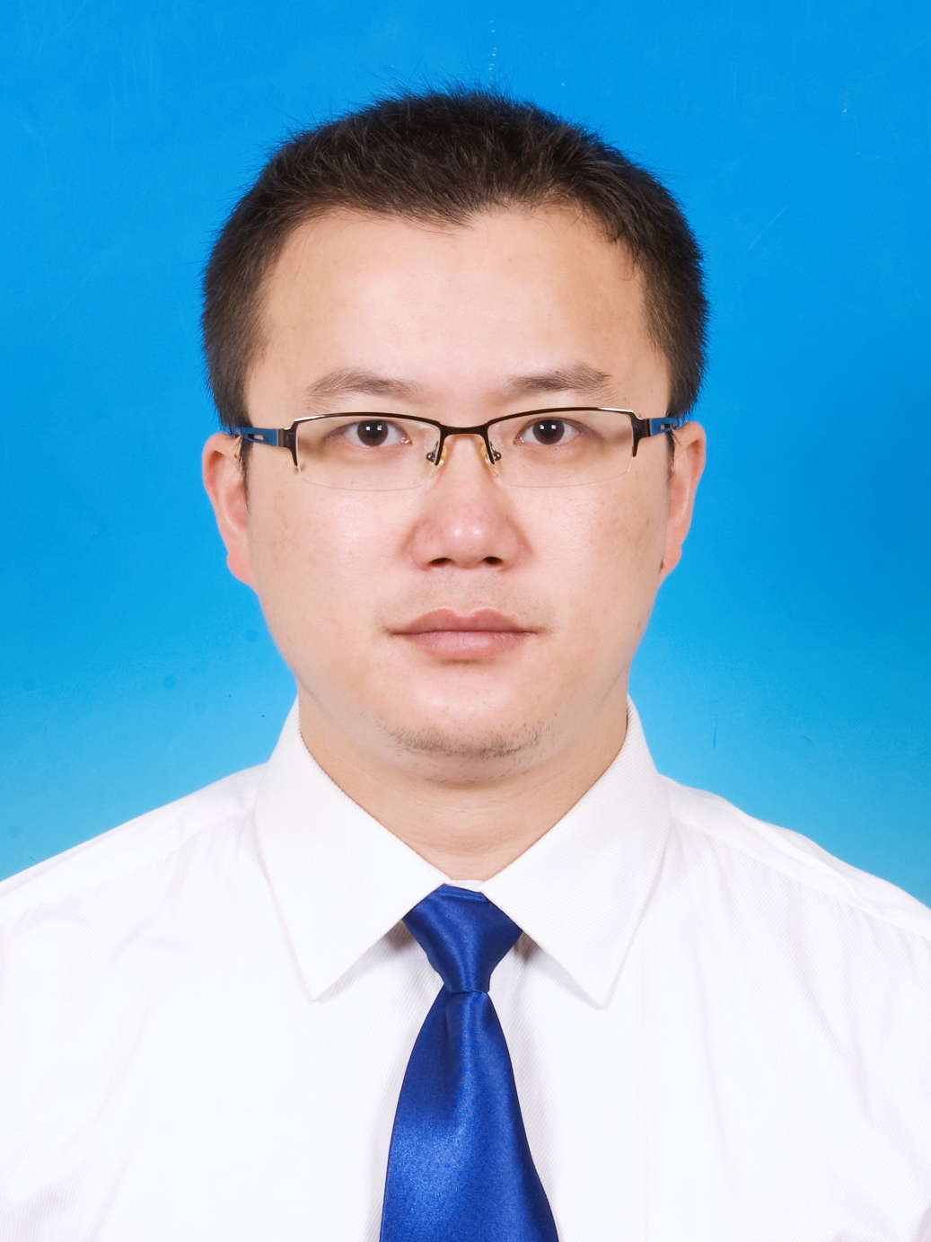 张志华